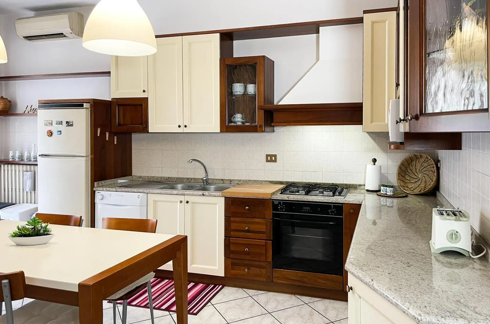 Torre Apartment - Affitti Brevi Italia Modena