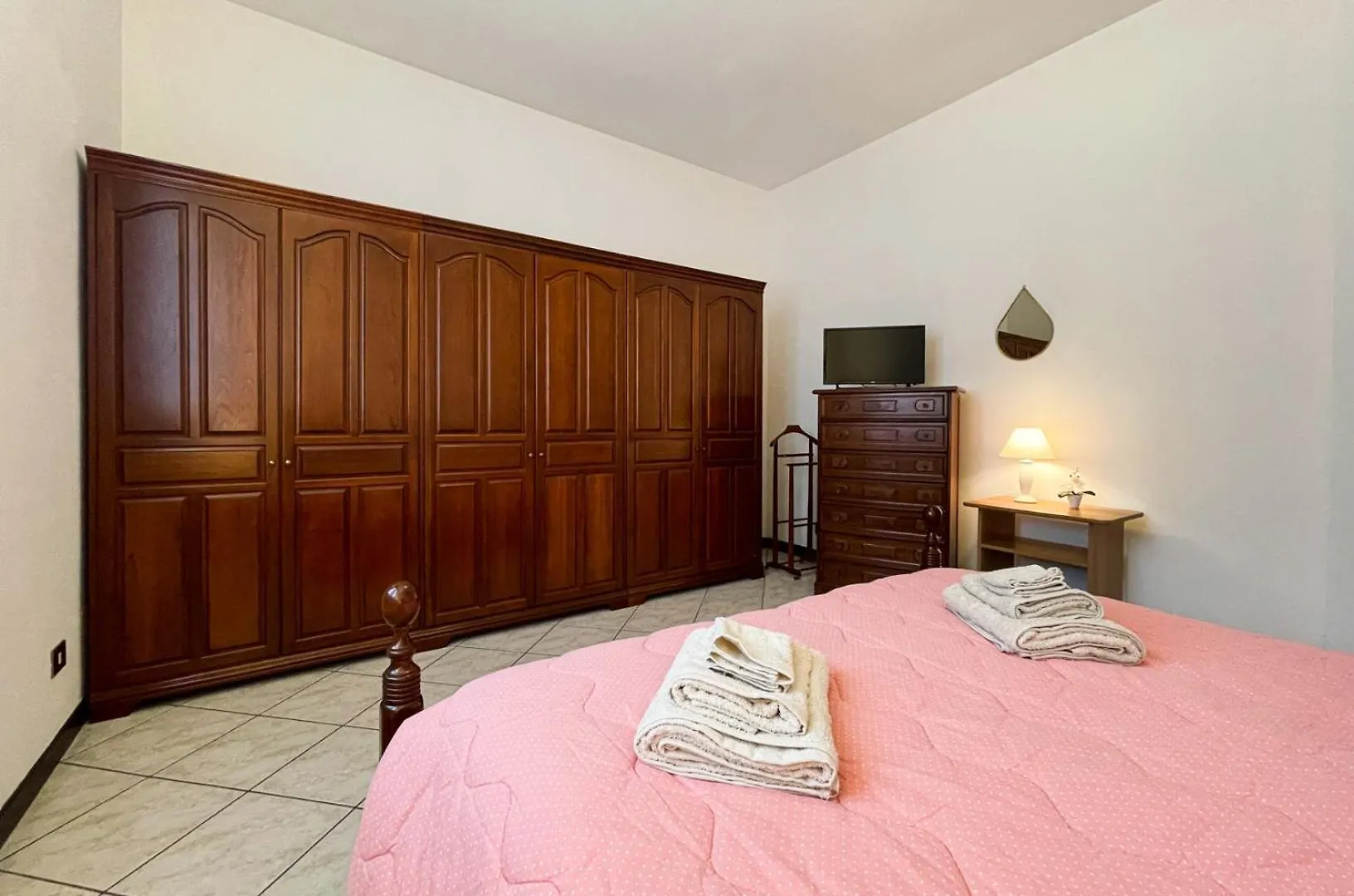Torre Apartment - Affitti Brevi Italia Modena 0*,  Italy